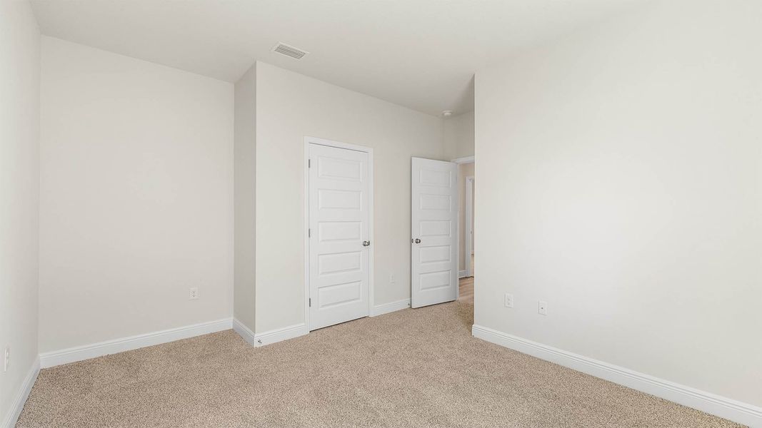 Spacious, unfurnished interior of a new home in Titus Park, Panama City (Image 24).