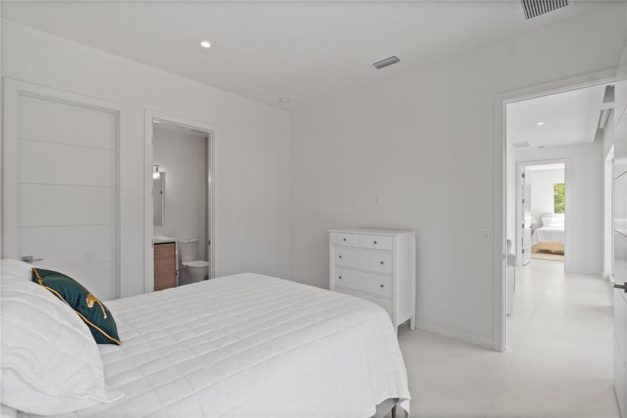 2nd Ensuite 2nd Ensuite