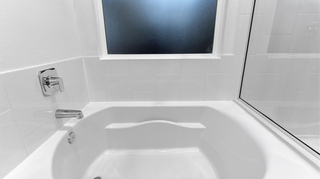 Close-up of interior finishes inside a home in Evergreen, Rosenberg (Image 21). Close-up of interior finishes inside a home in Evergreen, Rosenberg (Image 21).