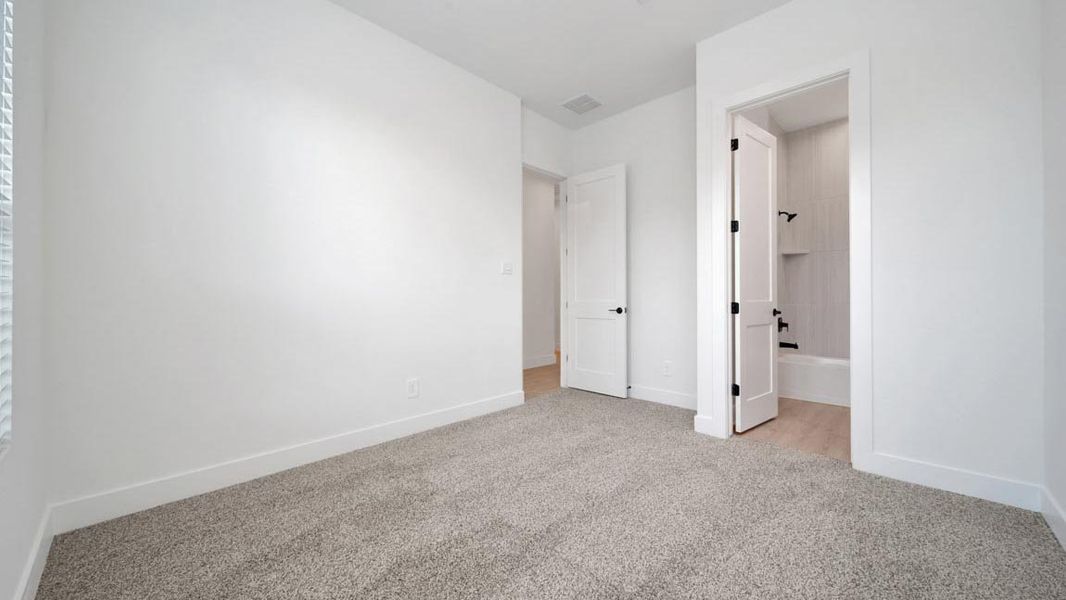 Spacious, unfurnished interior of a new home in Butlers Bend Estates, Pinehurst (Image 43).