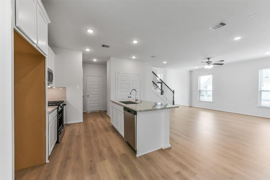 Furnished interior view inside a new home in , Houston (Image 13).