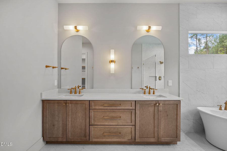 36-web-or-mls-IMG_1812 36-web-or-mls-IMG_1812