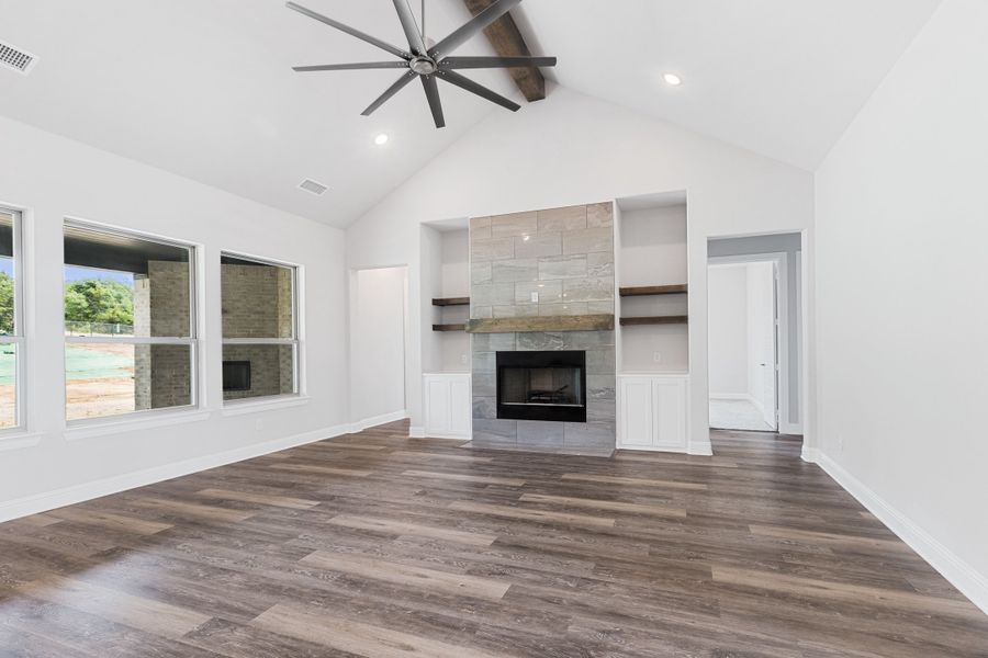 Image 24 representing the The Braden II by Doug Parr Custom Homes in Kessler Farms, Brock, TX.