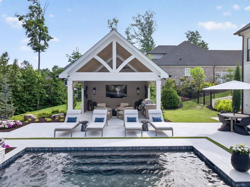 Image 101 of a home in .