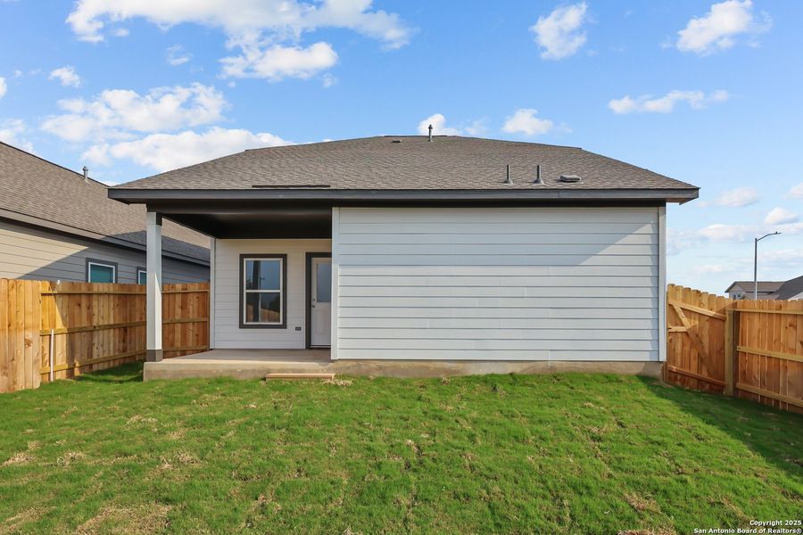 Exterior details and patio area of a home in Garden Grove, Schertz (Image 21).