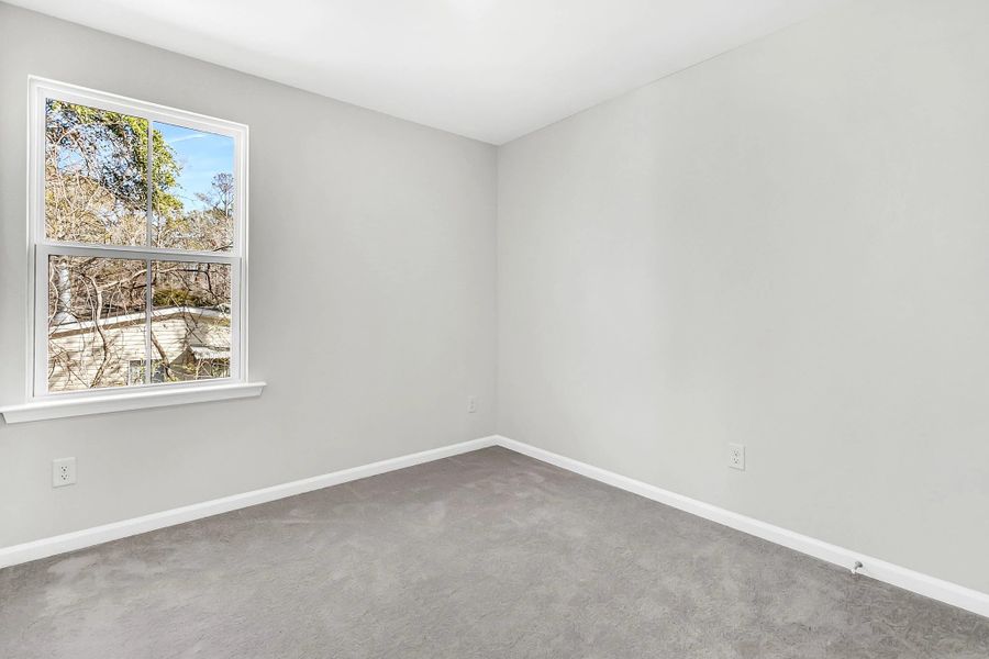 Spacious, unfurnished interior of a new home in Windward Village, Summerville (Image 13).