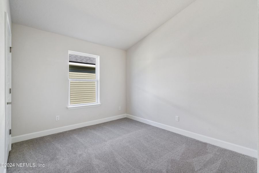 Spacious, unfurnished interior of a new home in Summerglen, Jacksonville (Image 22).