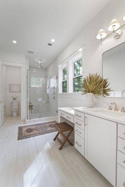 Furnished interior view inside a new home in , Hollywood (Image 47).