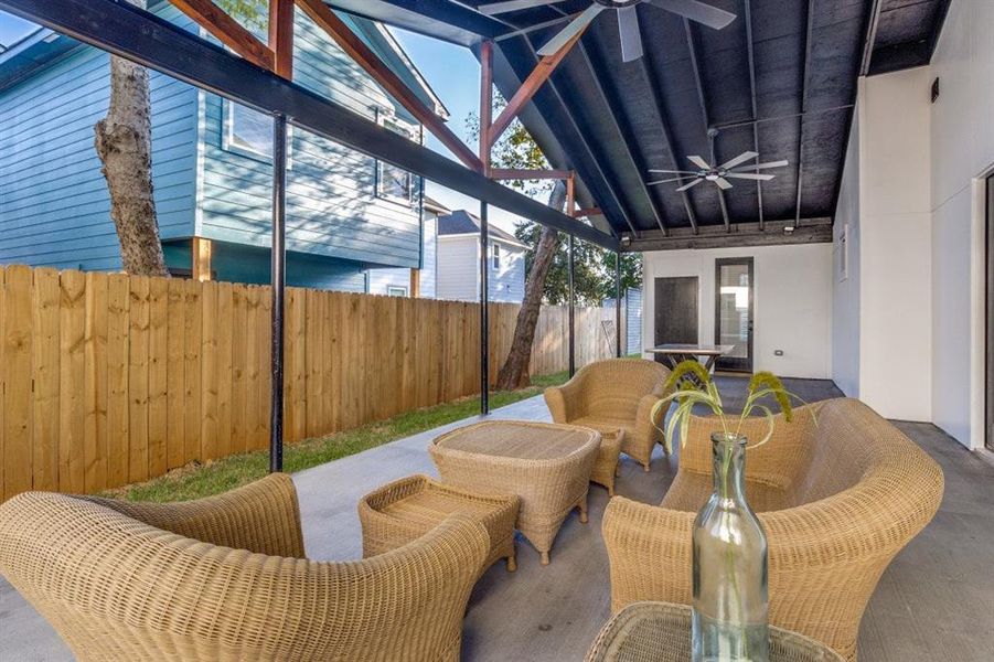 View of patio / terrace featuring ceiling fan and an outdoor hangout area