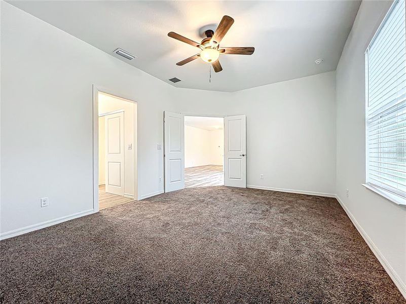 Spacious, unfurnished interior of a new home in , North Port (Image 38). Spacious, unfurnished interior of a new home in , North Port (Image 38).