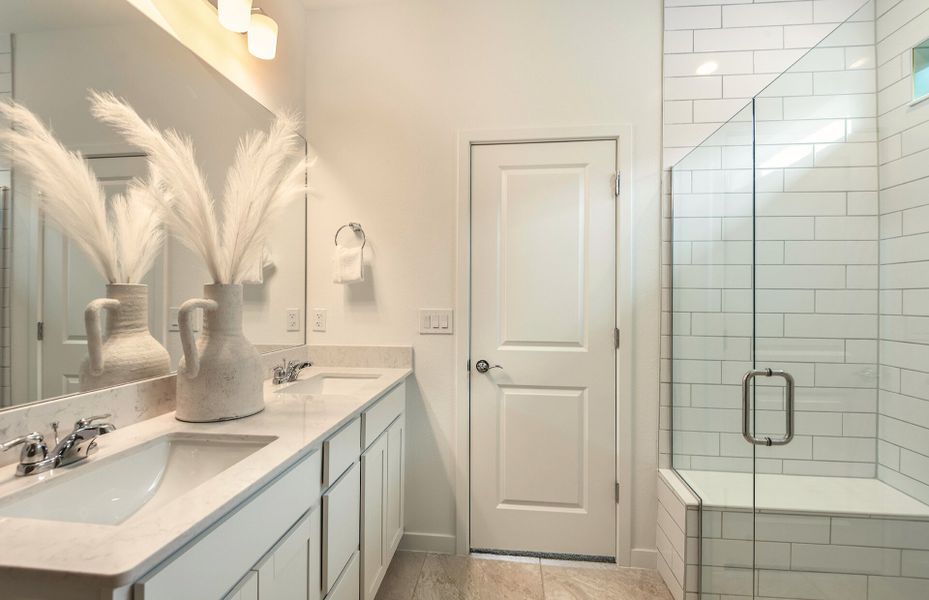 Owner's Bath with Dual Sinks