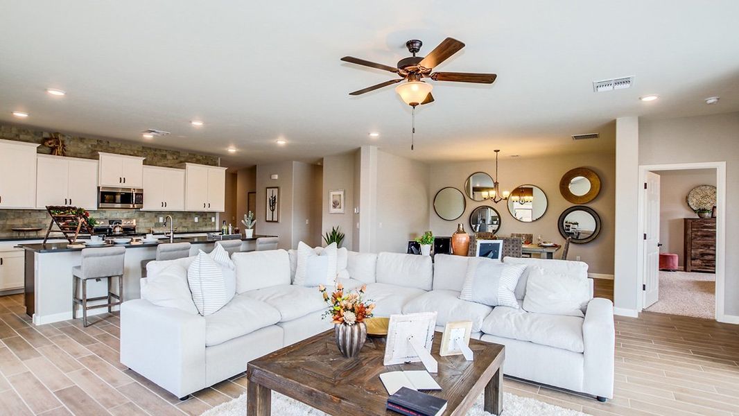 Representative furnished interior of a home built from the Citrine - Plan 5042 by D.R. Horton in Sycamore Vista, Vail (Image 8). Representative furnished interior of a home built from the Citrine - Plan 5042 by D.R. Horton in Sycamore Vista, Vail (Image 8).