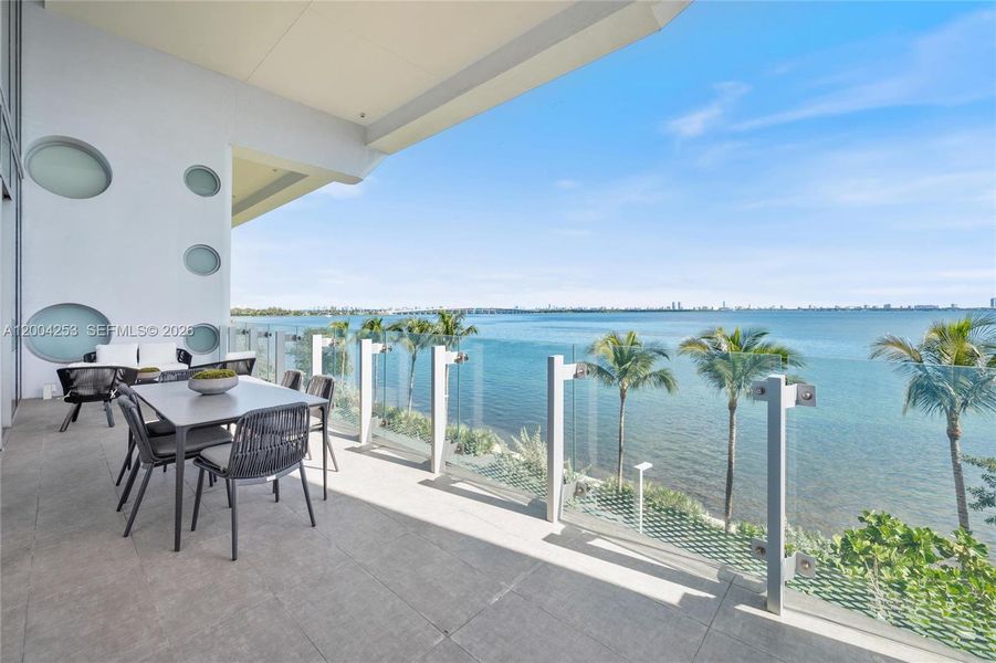 Exterior details and patio area of a home in , Miami (Image 24).