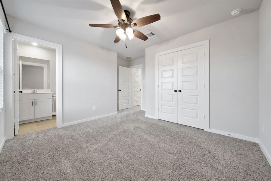 Spacious, unfurnished interior of a new home in Magnolia Place, Magnolia (Image 31).