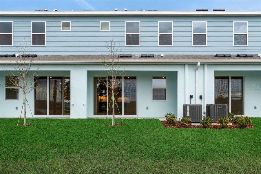 Exterior details and patio area of a home in Shores at Mirada, San Antonio (Image 3).