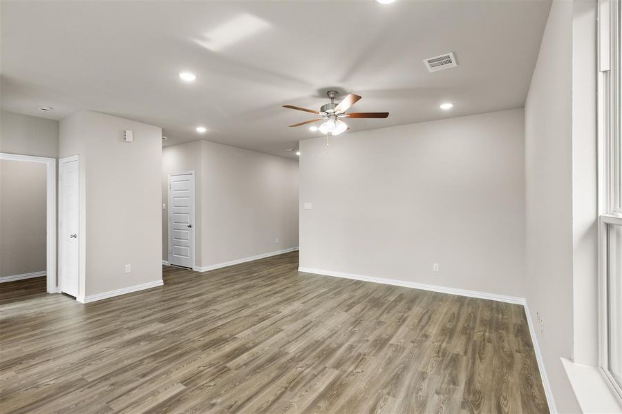 Birch II Floor Plan Representative Photos Birch II Floor Plan Representative Photos