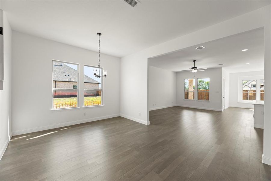 06. 1426 Colorado - Dining 06. 1426 Colorado - Dining