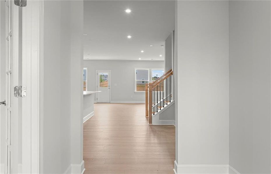 Spacious, unfurnished interior of a new home in Anderson Point, McDonough (Image 17).