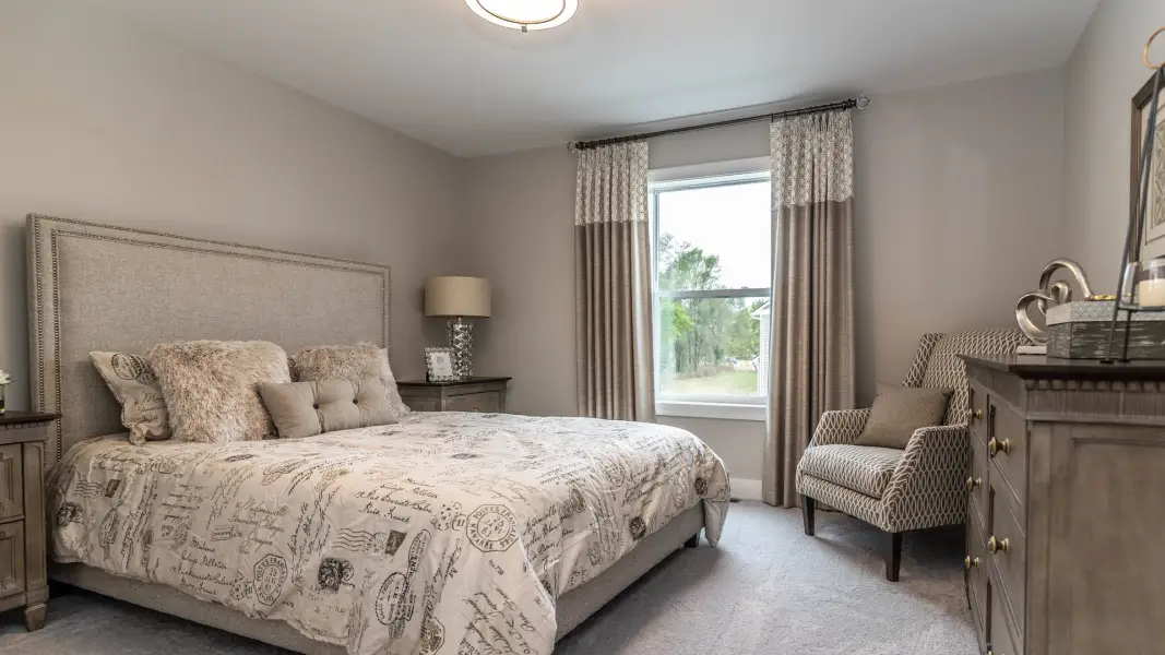 Representative furnished interior of a home built from the The Yorkshire by Norfolk Homes in Offsite Builds Southern Michigan, Ann Arbor (Image 37).