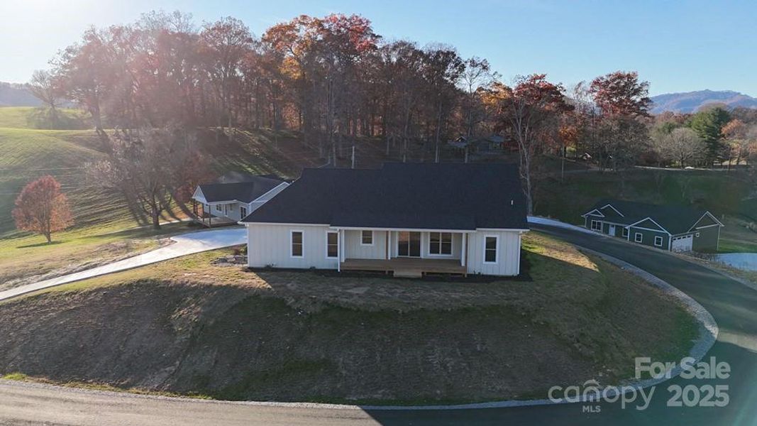 Image 33 of a home in .