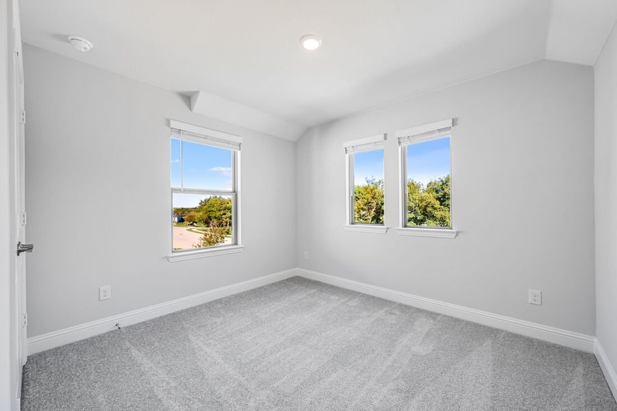 Spacious, unfurnished interior of a new home in South Oak 50s, Oak Point (Image 23). Spacious, unfurnished interior of a new home in South Oak 50s, Oak Point (Image 23).