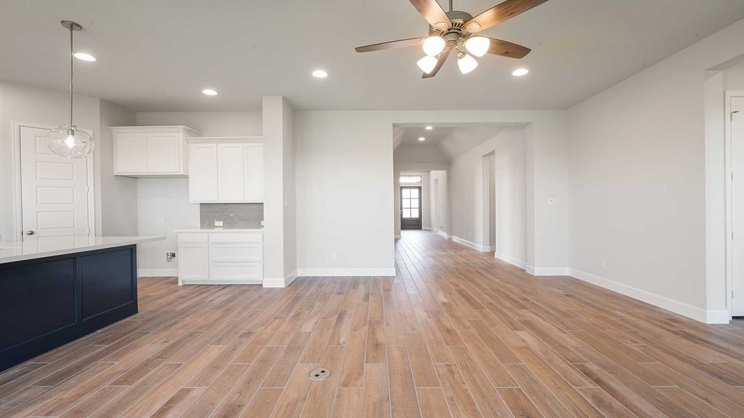 Spacious, unfurnished interior of a new home in North Sky 55', Celina (Image 15). Spacious, unfurnished interior of a new home in North Sky 55', Celina (Image 15).