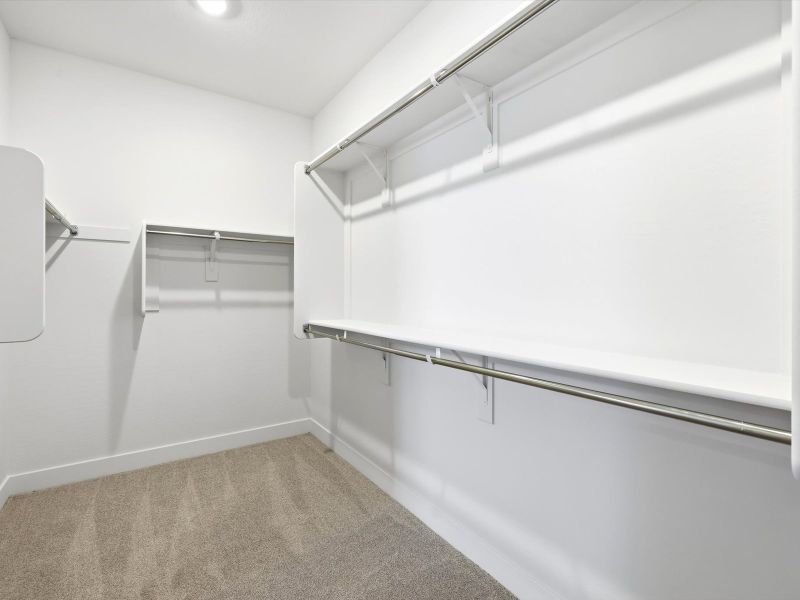 Spacious, unfurnished interior of a new home in Paloma Creek - Signature Series, Surprise (Image 10).