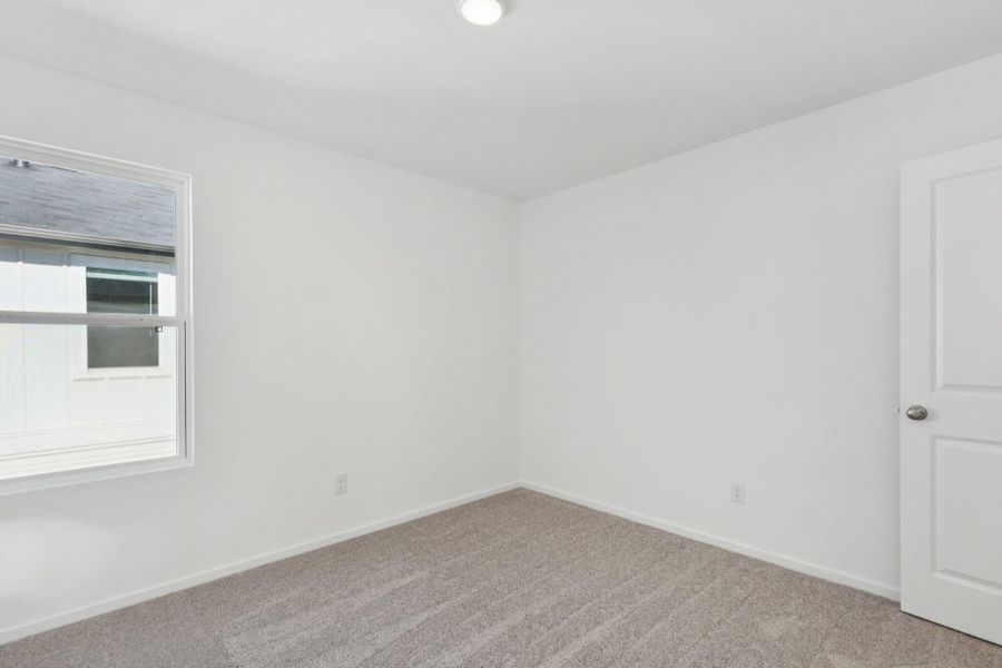 Spacious, unfurnished interior of a new home in Montgomery Bend, Montgomery (Image 27).