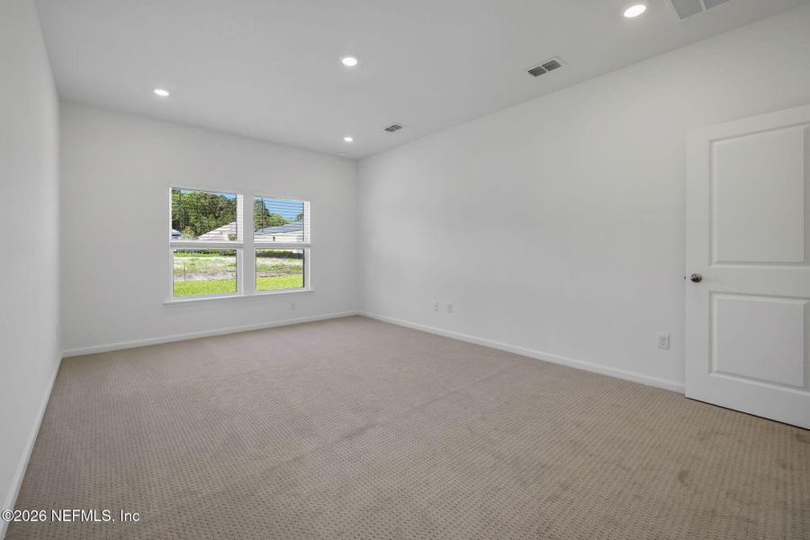 Spacious, unfurnished interior of a new home in Hyland Trail, Green Cove Springs (Image 36). Spacious, unfurnished interior of a new home in Hyland Trail, Green Cove Springs (Image 36).