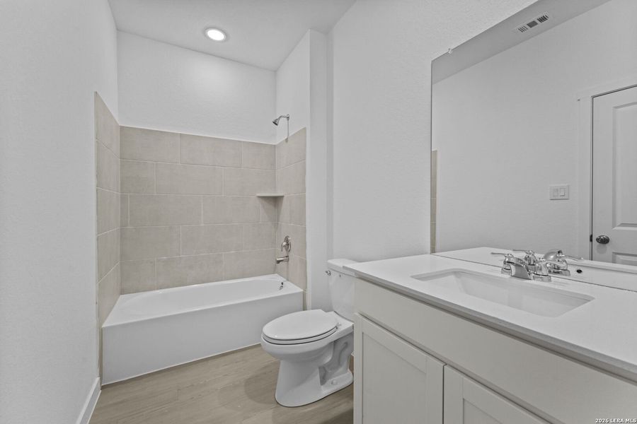 Furnished interior view inside a new home in Sky Ranch, New Braunfels (Image 7).