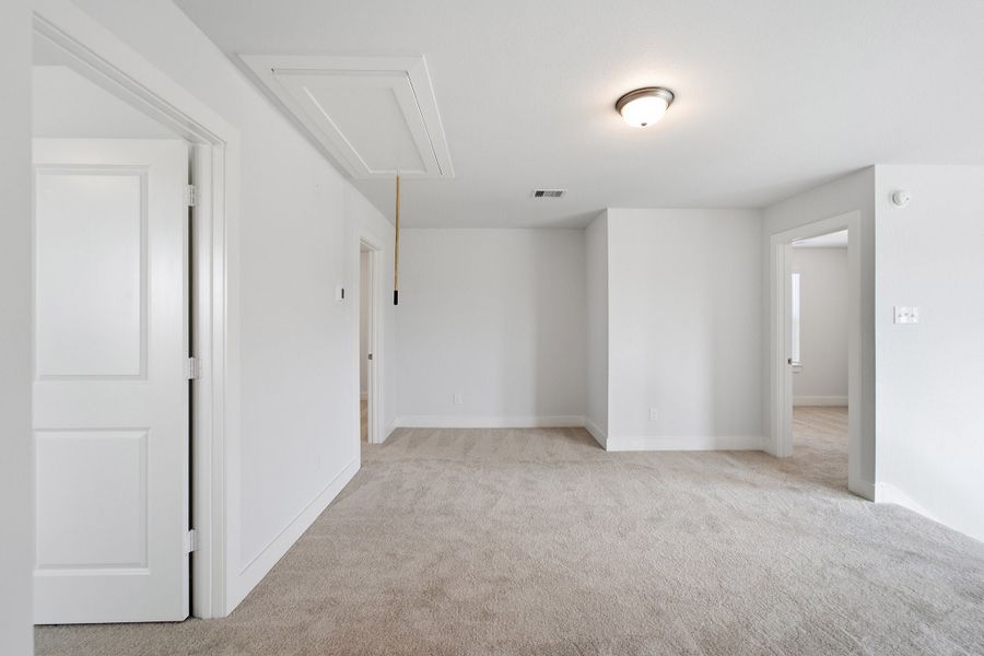Spacious, unfurnished interior of a new home in Magnolia Springs, Montgomery (Image 32).