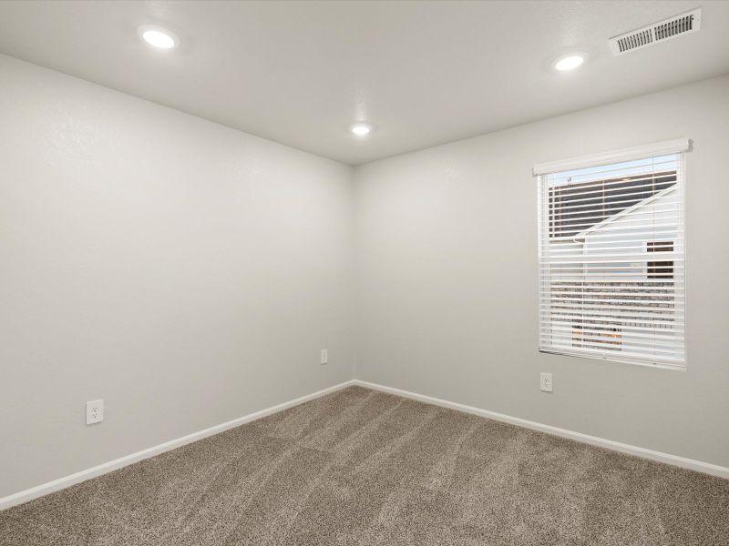 Spacious, unfurnished interior of a new home in Horizon Uptown: The Meadow Collection, Aurora (Image 14).