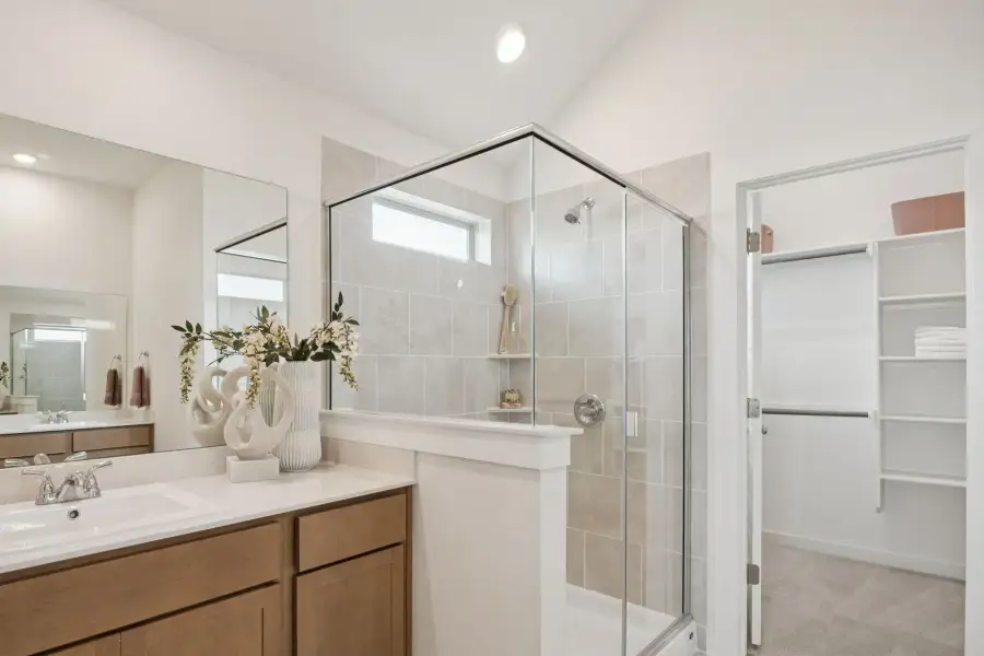 Primary Bathroom in the Diamond home plan by Trophy Signature Homes – REPRESENTATIVE PHOTO