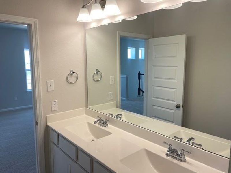 Furnished interior view inside a new home in La Segarra, Pattison (Image 4).