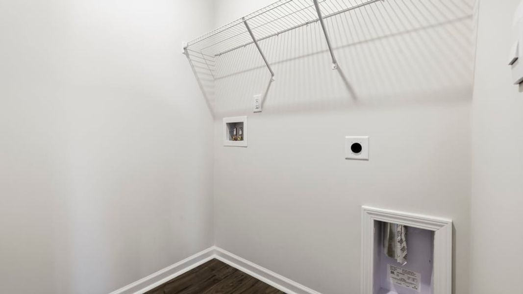 Spacious, unfurnished interior of a new home in Hunters Ridge, Woodruff (Image 38).