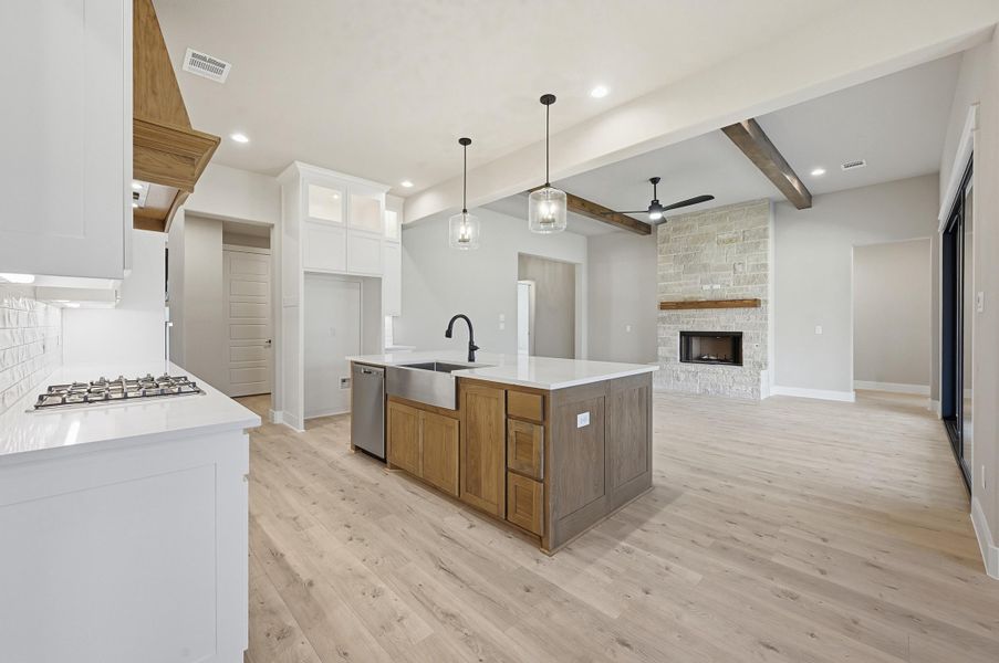 Furnished interior view inside a new home in Escondido Ranches, Poolville (Image 8). Furnished interior view inside a new home in Escondido Ranches, Poolville (Image 8).