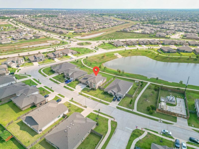 Image 35 of a home in Parks Edge.