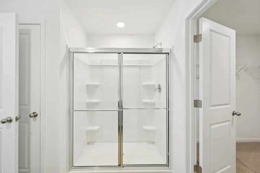 Representative images and renderings are for illustrative purposes. Actual structural options and design finishes of home may vary. Representative images and renderings are for illustrative purposes. Actual structural options and design finishes of home may vary.