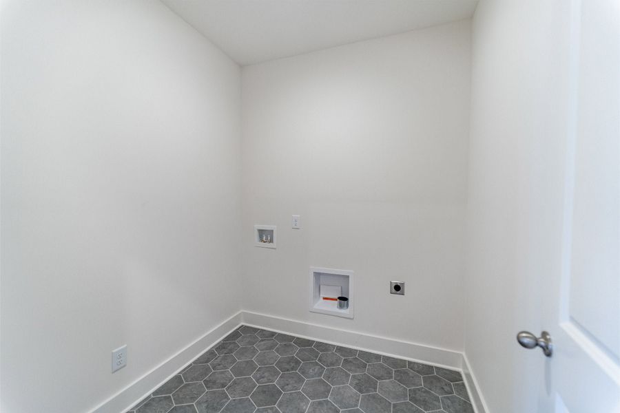 Spacious, unfurnished interior of a new home in Aden Woods, Fairview (Image 60). Spacious, unfurnished interior of a new home in Aden Woods, Fairview (Image 60).