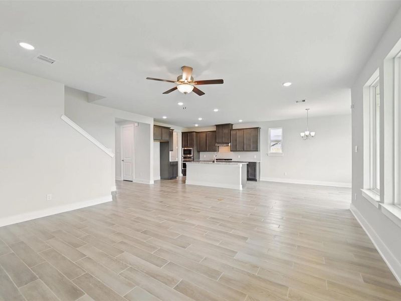 Spacious, unfurnished interior of a new home in Lago Mar, Texas City (Image 22). Spacious, unfurnished interior of a new home in Lago Mar, Texas City (Image 22).