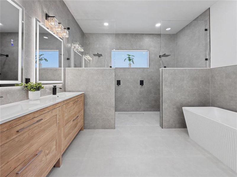 Furnished interior view inside a new home in , Port Charlotte (Image 33).
