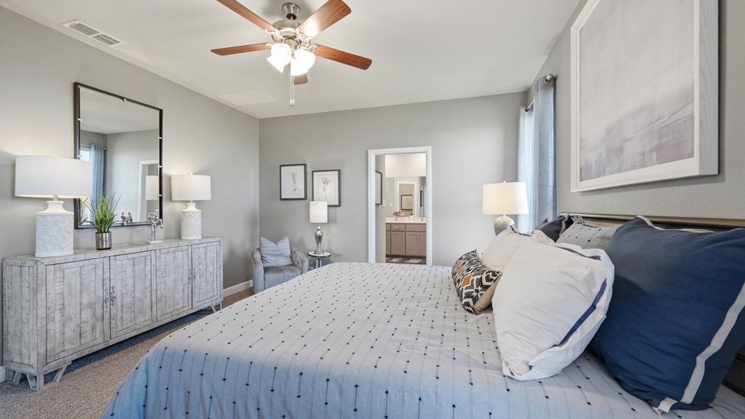 Furnished interior view inside a new home in Bluestem, Rhome (Image 29).