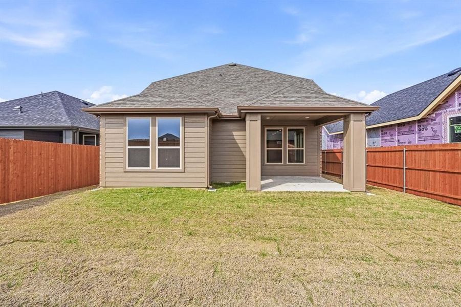 Exterior details and patio area of a home in Heartland, Crandall (Image 2).