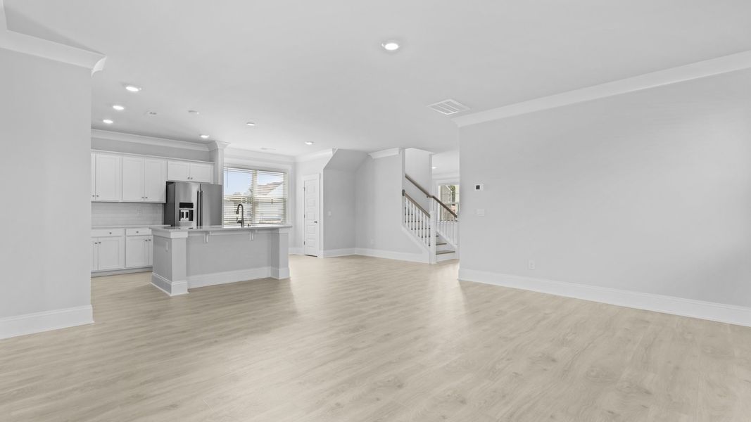 Representative unfurnished interior of a home built from the SPRUCEWOOD by D.R. Horton in Sheep Island, Summerville (Image 21).