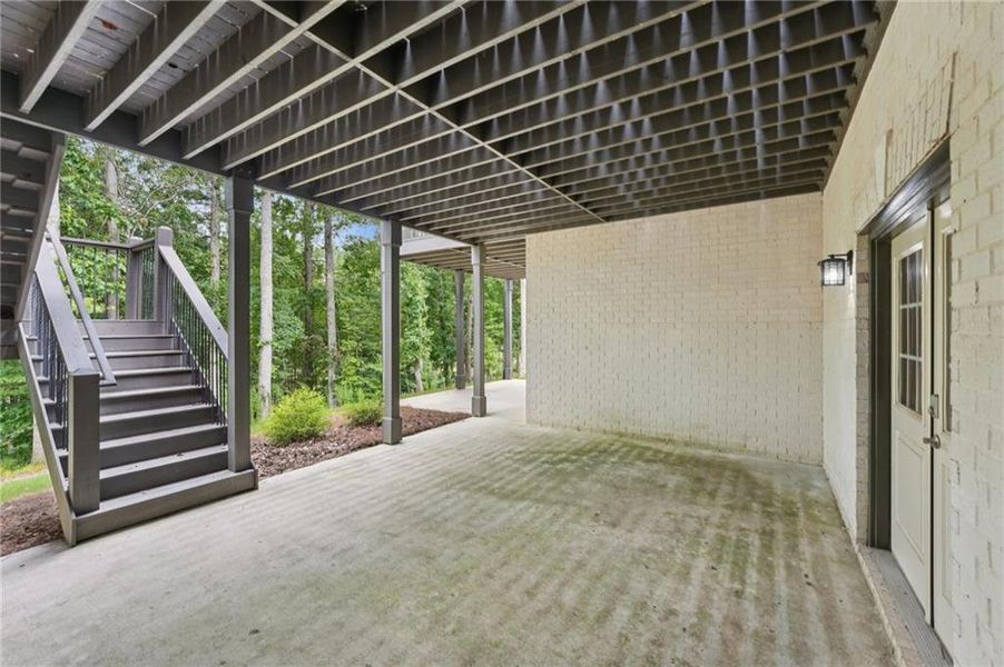 Spacious, unfurnished interior of a new home in The Reserve At Governors Towne Club, Acworth (Image 66). Spacious, unfurnished interior of a new home in The Reserve At Governors Towne Club, Acworth (Image 66).