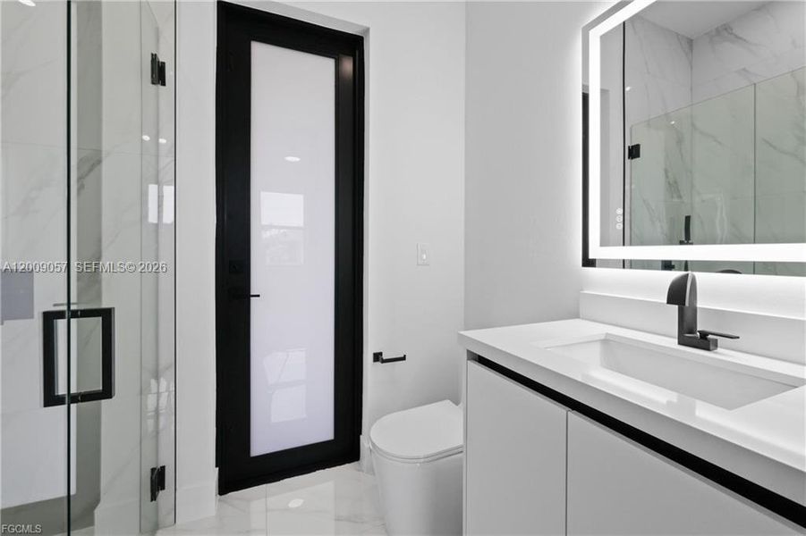 Furnished interior view inside a new home in , Cape Coral (Image 9).