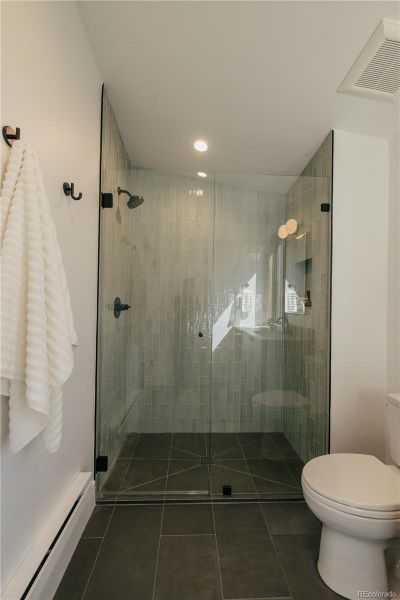 Image 44 of a home in .