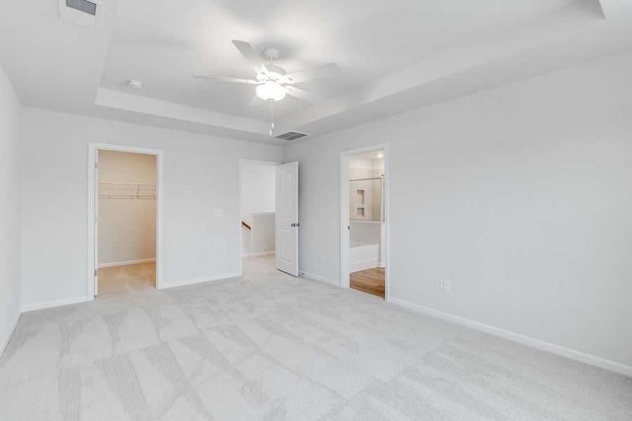 Spacious, unfurnished interior of a new home in Winston Point, Gilbert (Image 18). Spacious, unfurnished interior of a new home in Winston Point, Gilbert (Image 18).