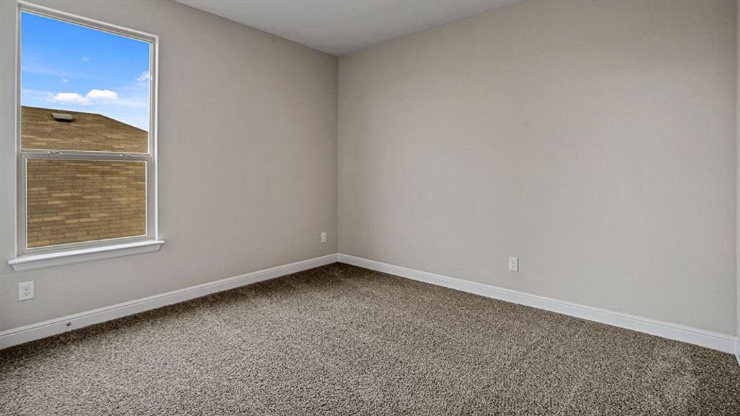 Spacious, unfurnished interior of a new home in Bluestem, Rhome (Image 28).