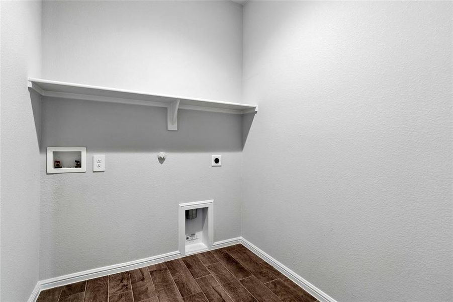 Spacious, unfurnished interior of a new home in , Fort Worth (Image 22). Spacious, unfurnished interior of a new home in , Fort Worth (Image 22).